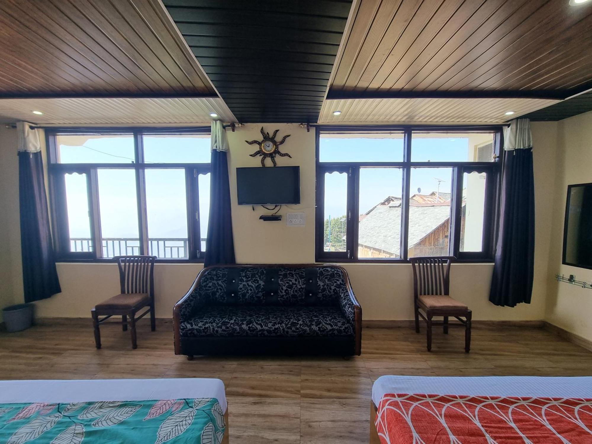 Forest Vibes Kalatop-Rooms And Restaurant 댈하우지 외부 사진